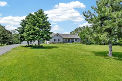 13420 Skyline Circle, Shakopee, MN 55379 - Photo 3