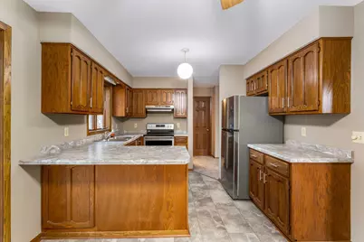 615 High Ridge Road, River Falls, WI 54022 - Photo 7