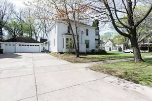 1104 7th St E, Menomonie, WI 54751 - Photo 53