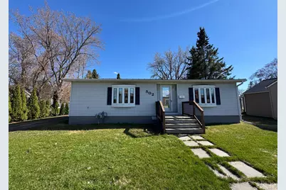 502 3rd Street NE, Roseau, MN 56751 - Photo 1