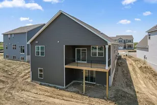 1513 Clover Preserve Wy, Chaska, MN 55318 - Photo 21