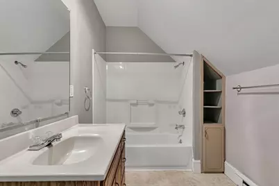 215 3rd Avenue NE, Saint Cloud, MN 56304 - Photo 9