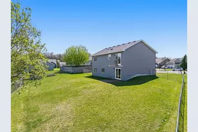 4453 Starling Lane SE, Rochester, MN 55904 - Photo 3
