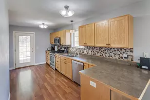 31435 Isabelle Dr, Pequot Lakes, MN 56472 - Photo 3