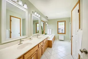 9950 Lee Dr, Eden Prairie, MN 55347 - Photo 31