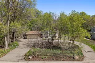 4935 Woodland Rd, Minnetonka, MN 55345 - Photo 17