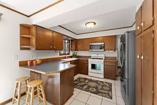 4935 Woodland Rd, Minnetonka, MN 55345 - Photo 23