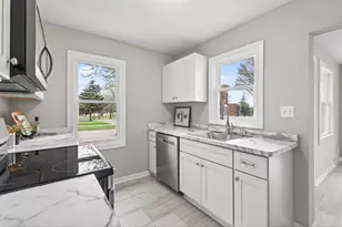 1475 Ivy Ave E, North Saint Paul, MN 55106 - Photo 7