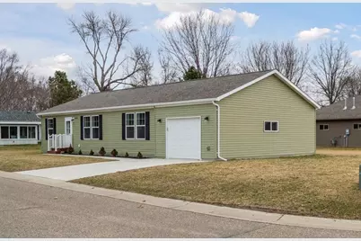 675 Brooks Street S, Eden Valley, MN 55329 - Photo 3