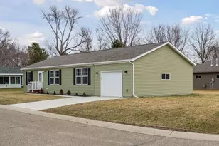 675 Brooks St S, Eden Valley, MN 55329 - Photo 3