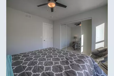 1068 Argyle Street, Saint Paul, MN 55103 - Photo 17