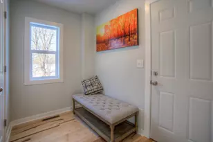 1068 Argyle St, Saint Paul, MN 55103 - Photo 9