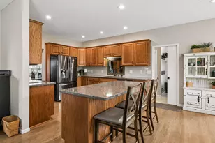 20921 Illinois Path, Lakeville, MN 55044 - Photo 15
