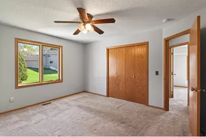 7785 Irvin Avenue S, Cottage Grove, MN 55016 - Photo 7