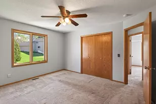 7785 Irvin Ave S, Cottage Grove, MN 55016 - Photo 7