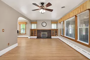 407 Osceola Ave S, Saint Paul, MN 55102 - Photo 7