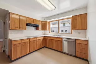 407 Osceola Ave S, Saint Paul, MN 55102 - Photo 11