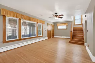 407 Osceola Ave S, Saint Paul, MN 55102 - Photo 5