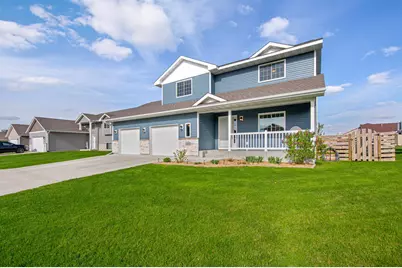 2070 Pratt Circle, Saint Peter, MN 56082 - Photo 3