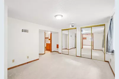 1072 Thomas Avenue, Saint Paul, MN 55104 - Photo 19