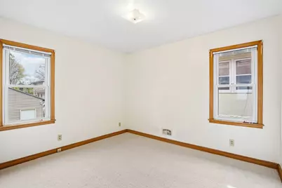 1072 Thomas Avenue, Saint Paul, MN 55104 - Photo 13