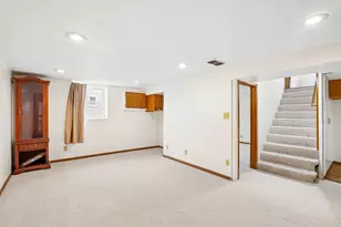 1072 Thomas Ave, Saint Paul, MN 55104 - Photo 17