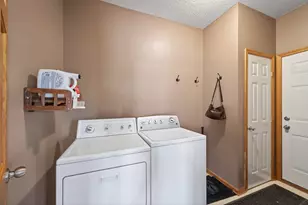 7895 Hill Rd, Woodbury, MN 55125 - Photo 31