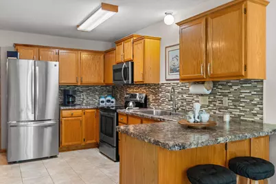 12761 Edgewater Path, Apple Valley, MN 55124 - Photo 11