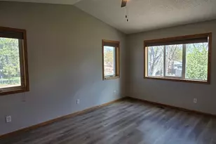 4612 Hampshire Ave N, Crystal, MN 55428 - Photo 13
