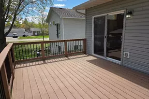 4612 Hampshire Ave N, Crystal, MN 55428 - Photo 7