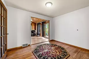 141 Westchester Dr, West Saint Paul, MN 55118 - Photo 13