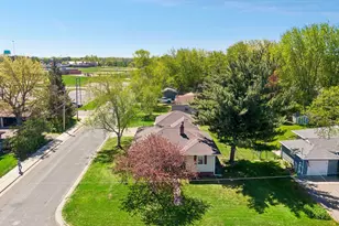 608 2nd Ave SW, Forest Lake, MN 55025 - Photo 7