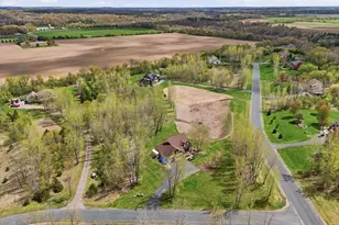 1431 Pioneer Cir, Houlton, WI 54082 - Photo 45