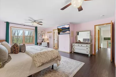 1431 Pioneer Circle, Houlton, WI 54082 - Photo 19