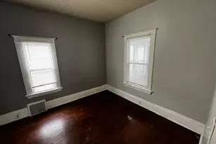 1921 Queen Ave N, Minneapolis, MN 55411 - Photo 9