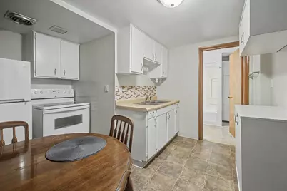 1752 Iglehart Avenue, Saint Paul, MN 55104 - Photo 11