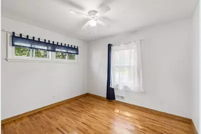 1118 Oak Street W, Stillwater, MN 55082 - Photo 13