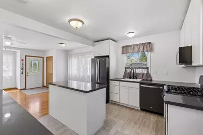 1118 Oak Street W, Stillwater, MN 55082 - Photo 11
