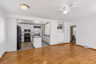 1118 Oak St W, Stillwater, MN 55082 - Photo 5