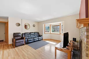 833 Lewis Pl, Saint Cloud, MN 56301 - Photo 15