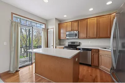 11170 Sand Castle Drive #E, Woodbury, MN 55129 - Photo 9