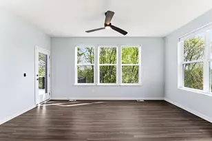 4648 Benjamin Pl, Woodbury, MN 55129 - Photo 5