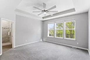 4648 Benjamin Pl, Woodbury, MN 55129 - Photo 11