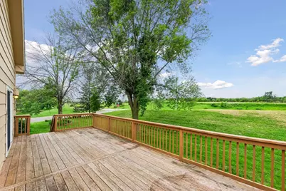 1070 Butte Court, Chanhassen, MN 55317 - Photo 31