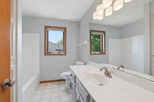 3774 Oxford Dr, Woodbury, MN 55125 - Photo 27