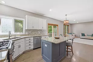 3774 Oxford Dr, Woodbury, MN 55125 - Photo 17