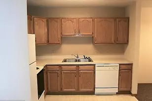 1232 Spruce Ct, New Richmond, WI 54017 - Photo 7