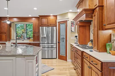 1012 Kaymar Lane, Burnsville, MN 55306 - Photo 9