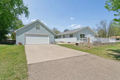 2109 Yellowstone Trail, Brooklyn Park, MN 55444 - Photo 29
