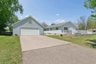 2109 Yellowstone Trail, Brooklyn Park, MN 55444 - Photo 33
